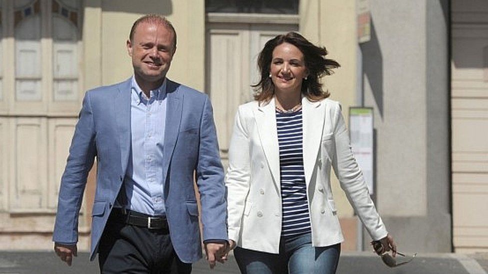 Maltese PM Joseph Muscat and wife Michelle, 3 June 2017, on the way to vote