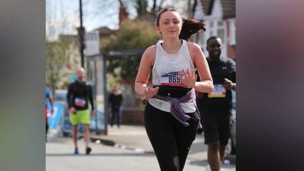 Emma Noyces running a marathon