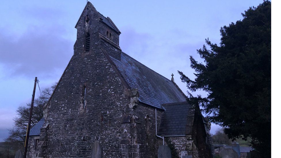 Cynnal Plygain Fawr olaf LlanfihangelyngNgwynfa BBC Cymru Fyw