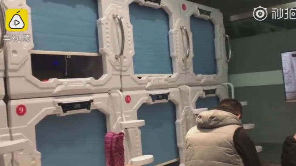 The capsule hotel in a Luoyang hospital
