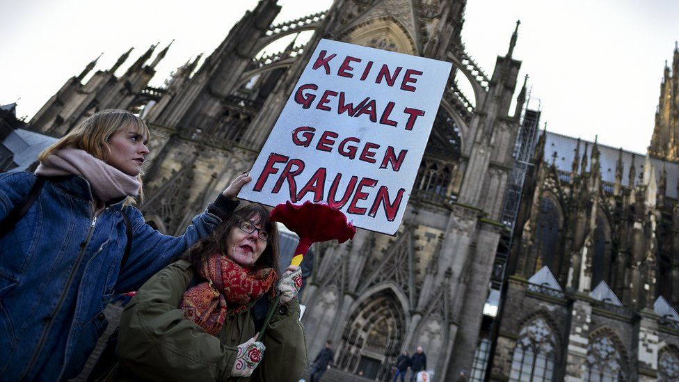 Women's rights protest in Cologne, 9 Jan 16