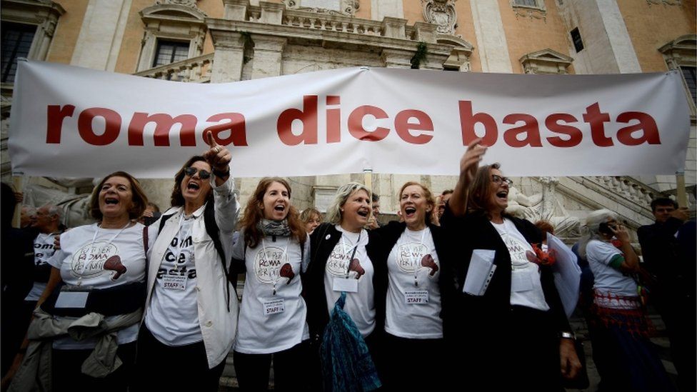 Protesters in Rome October 2018