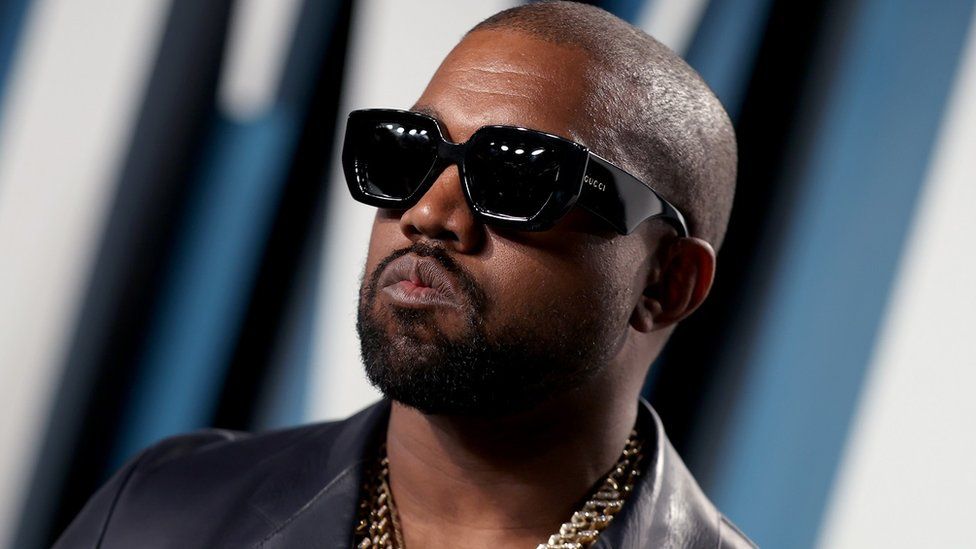 Kanye West officially changes his name to Ye - BBC News