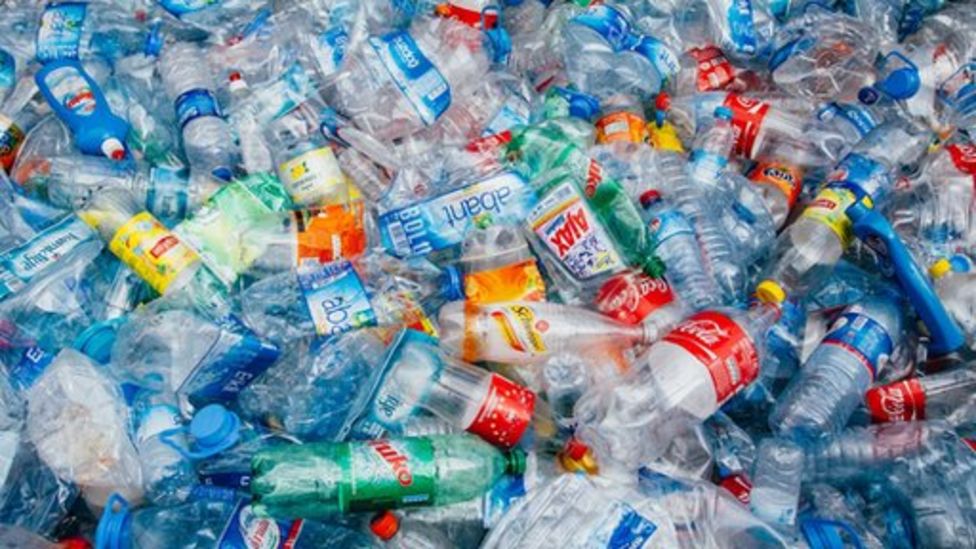 China biodegradable plastics 'failing to solve pollution crisis' - BBC News