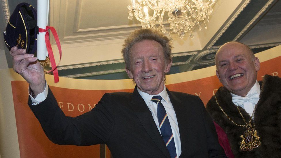 Denis Law gets Freedom of Aberdeen