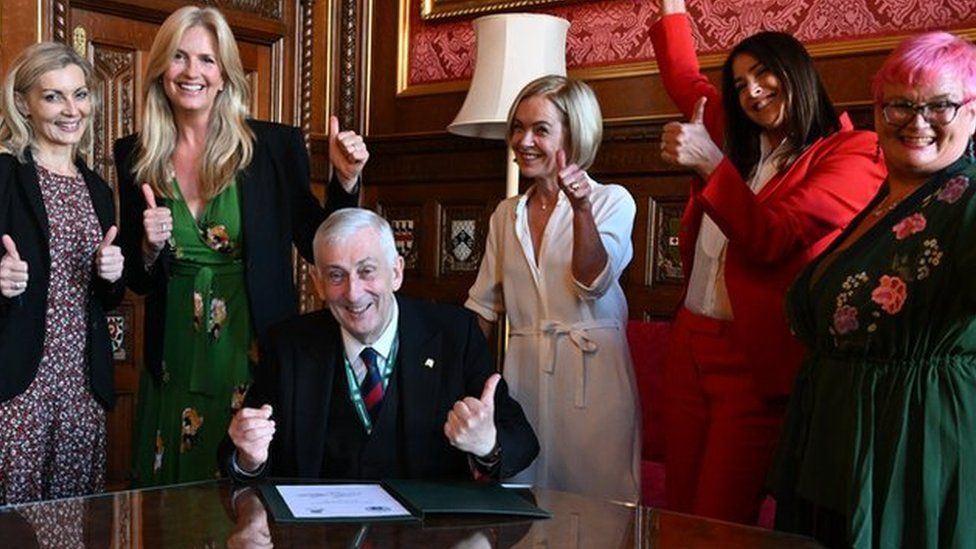 Speaker Sir Lindsay Hoyle with menopause campaigners Penny Lancaster, Mariella Frostrup, Lisa Snowdon and Carolyn Harris