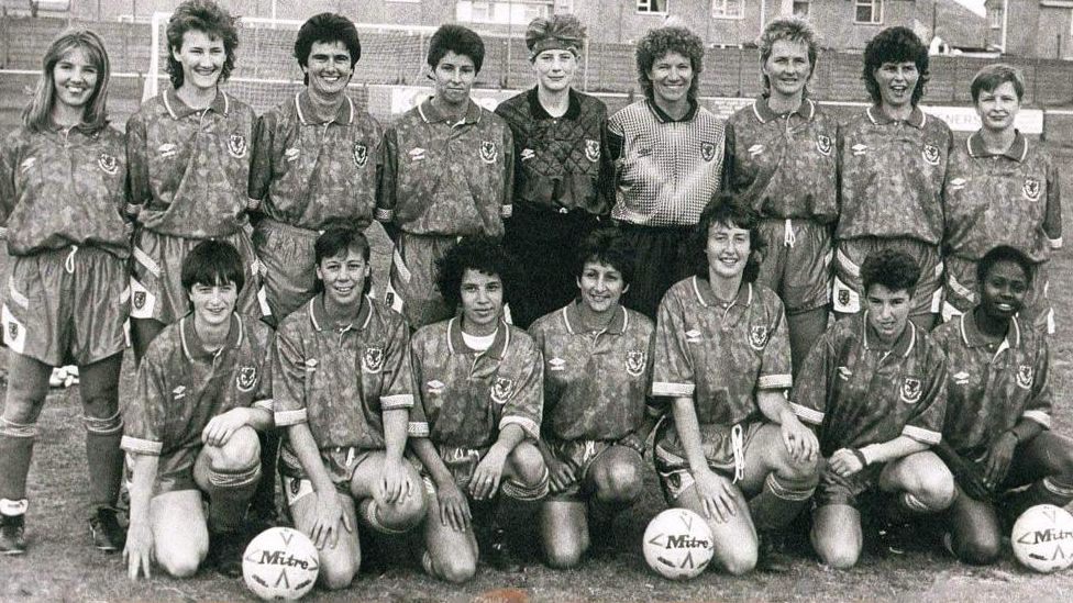 A team picture of Wales' first women's team
