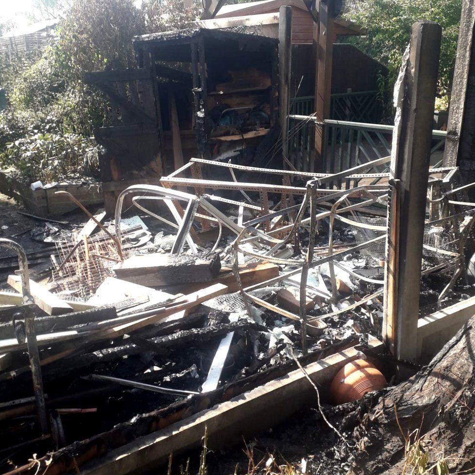 Maldon Neighbour saves man in garden fire accident BBC News