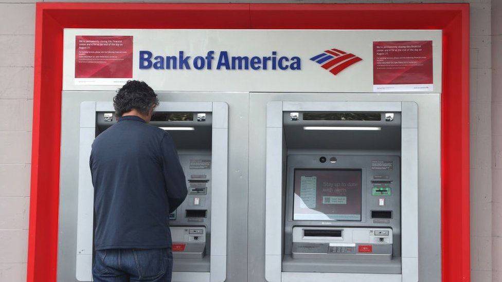 customer at Bank of America ATM