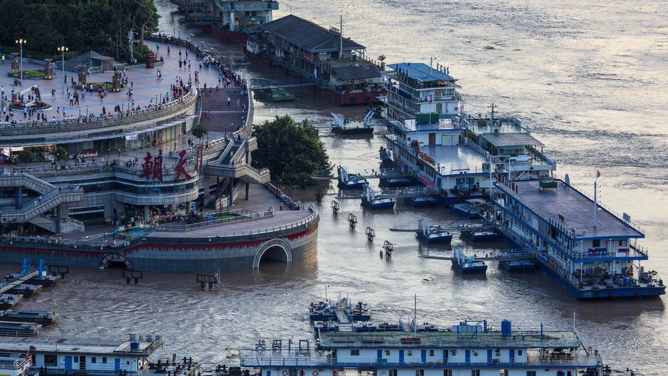 Floodingin Chongqing (14 Aug)