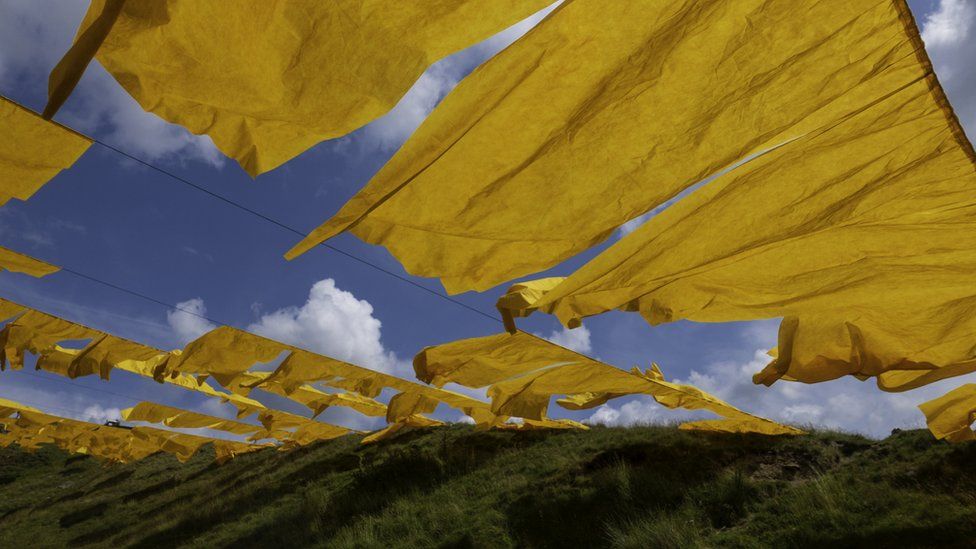 Hush by Steve Messam