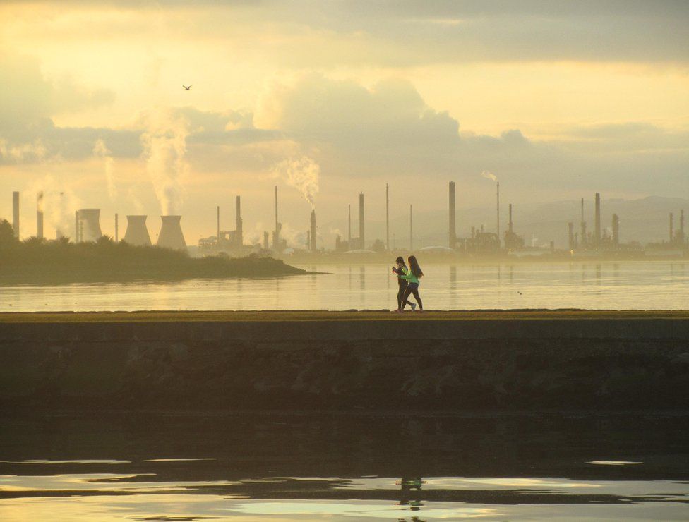 Two runners at Grangemouth, taken from Bo'ness harbour.