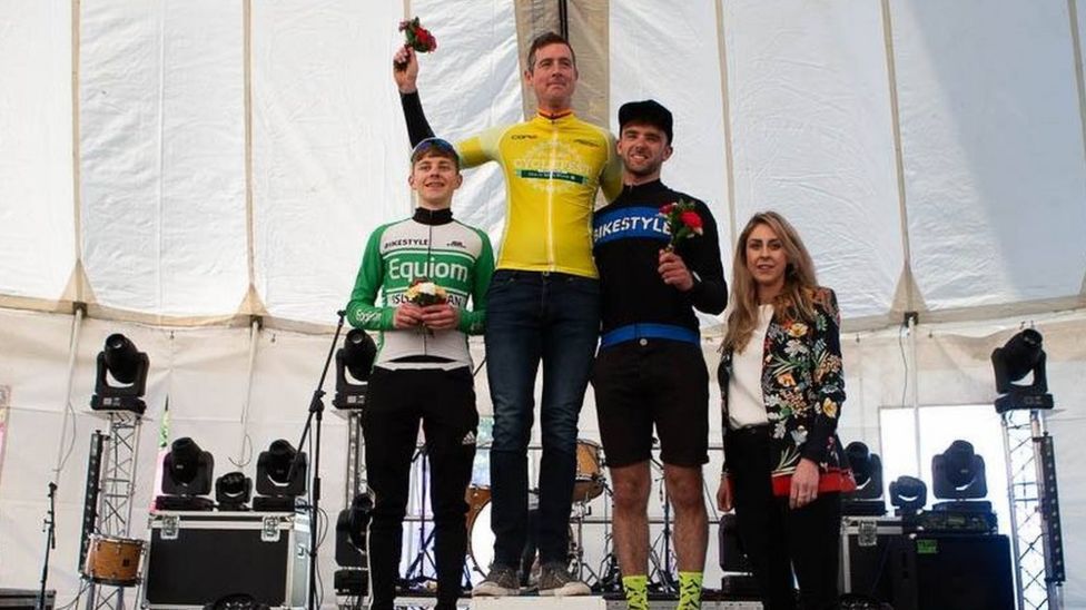 End2End Elliot Baxter Claims Victory Again After Seven Year Wait BBC 100994530 