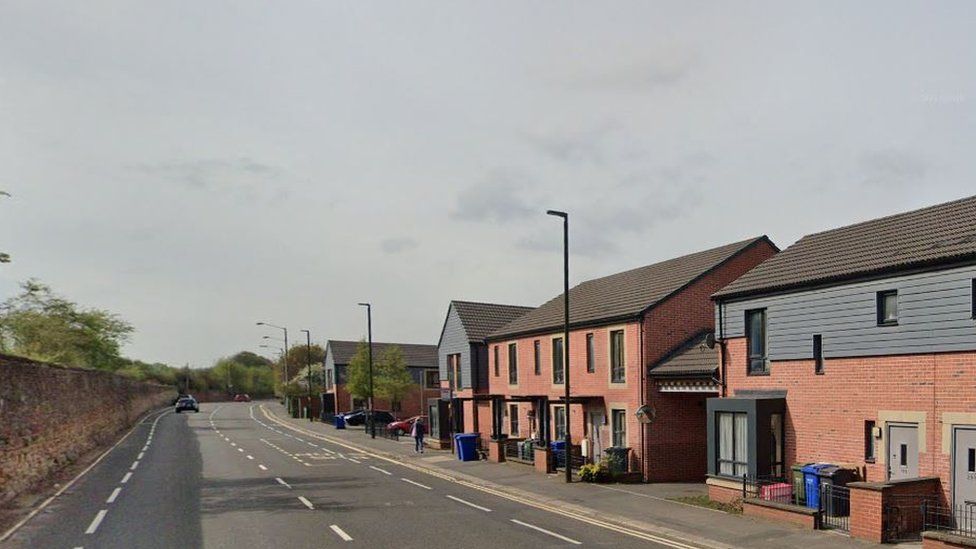 Appeal after man demands cash in Chesterfield robbery BBC News