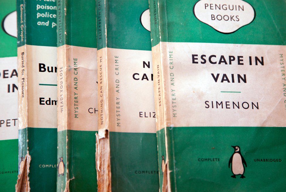 Gill Sans on the covers of Penguin books