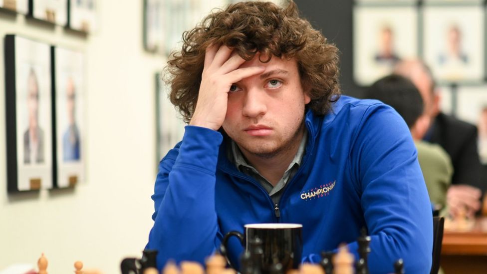 Chess grandmaster Hans Niemann denies using vibrating sex toy to cheat - BBC News