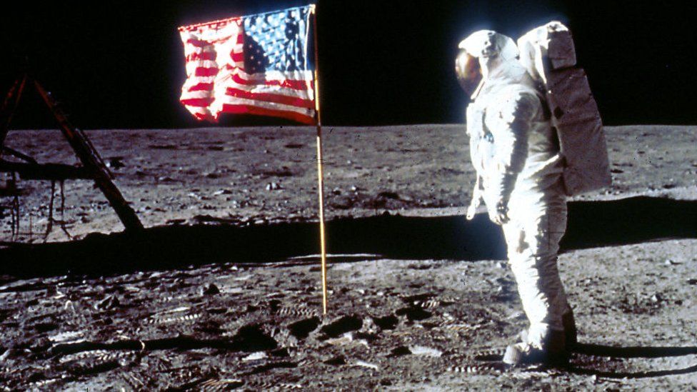 Moon landing conspiracy theories aren't true - here's how we know - BBC  Newsround