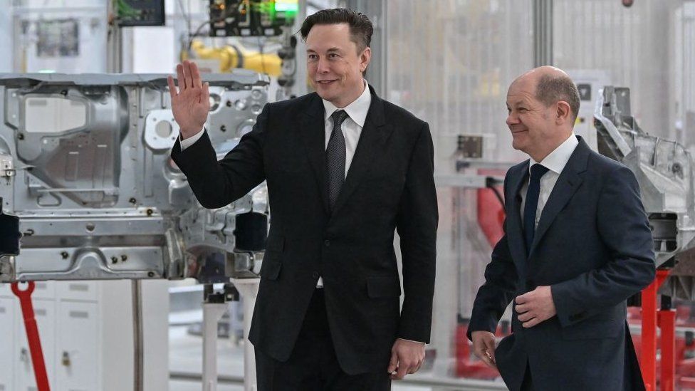 Elon Musk ve Almanya Başbakanı Olaf Scholz