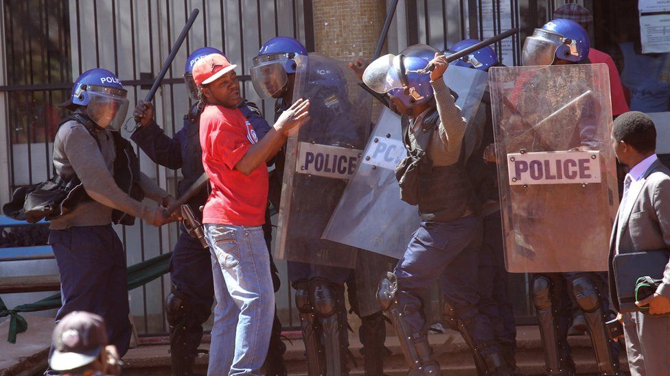 Zimbabwe Anti Mugabe Protest Police Fire Tear Gas Bbc News 2234