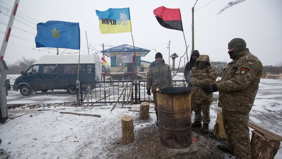 Ukrainian activists involved in trade blockade, 14 Feb 17