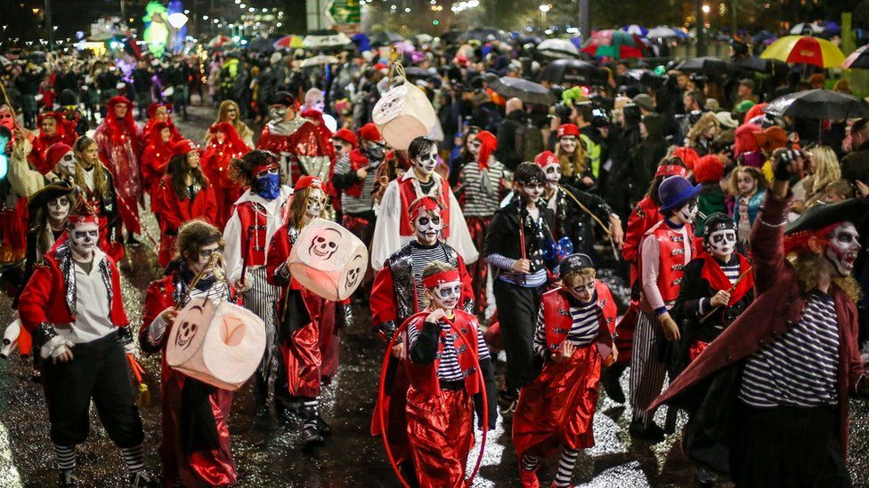 halloween parade derry