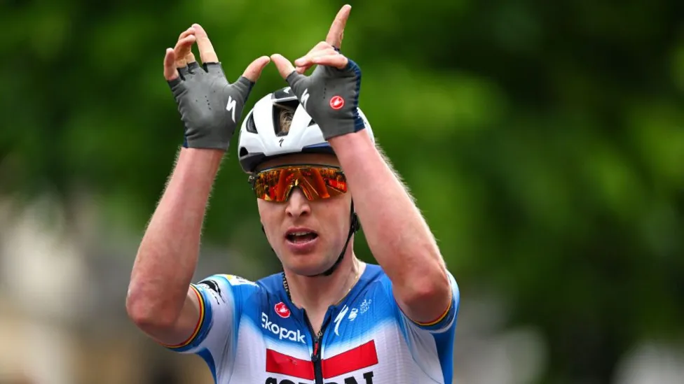 Merlier's Speedy Sprint Secures Stage Three Victory at Giro.