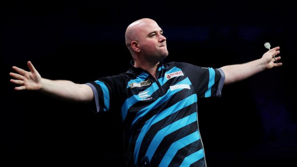 US Darts Masters Rob Cross beats Gerwyn Price in thriller BBC Sport