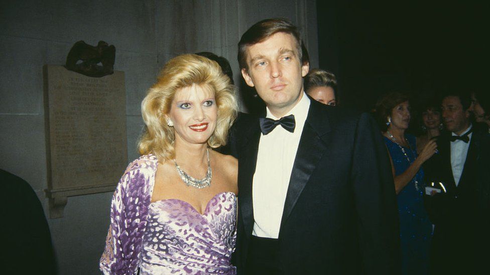 Ivana and Donald Trump at the 1985 Met Gala