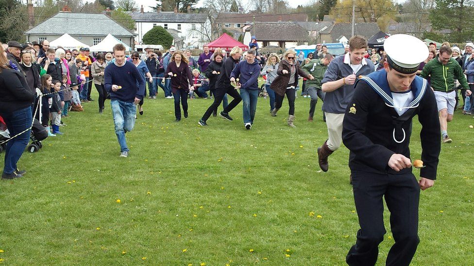 The Knob and Spoon Race