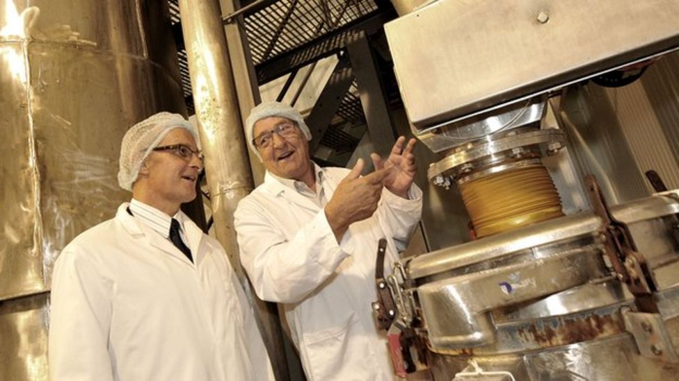 Ebbw Vale Plan for 600job glass bottle factory unveiled BBC News