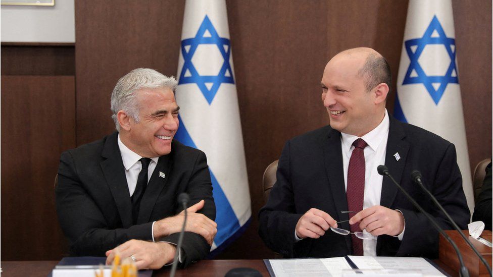 Yair Lapid (left) and Naftali Bennett (19/06/22)