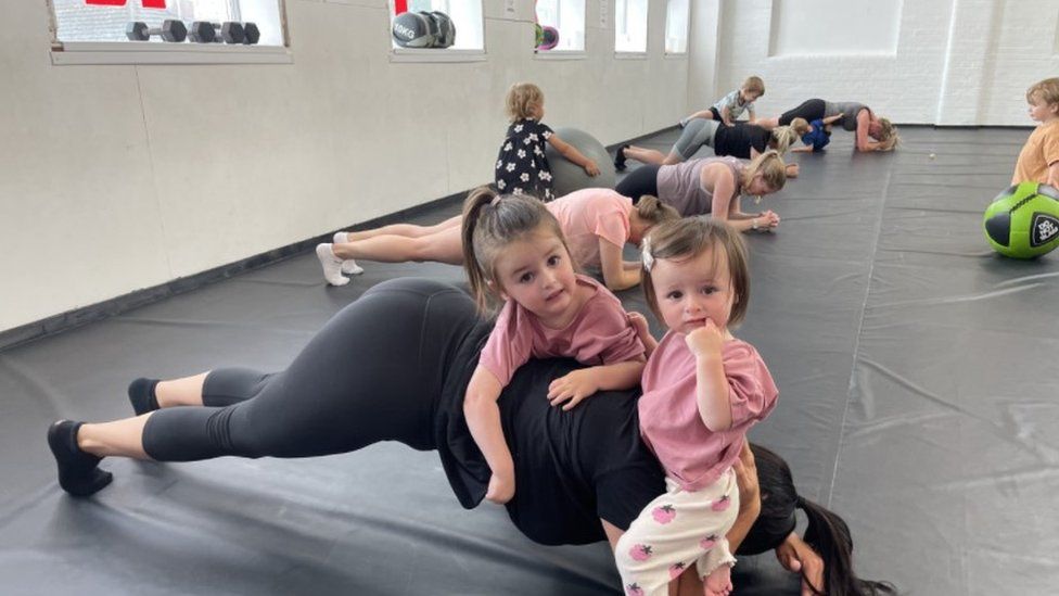 Fitness class with children