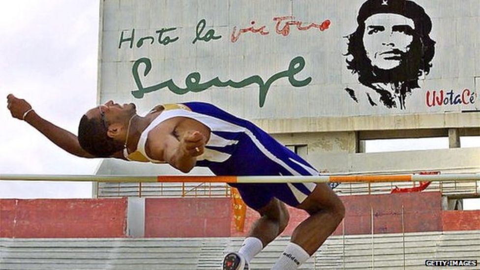 Eliud Kipchoge and six landmark record breakers BBC Newsround