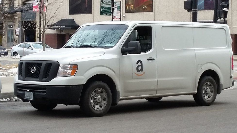 An Amazon delivery truck in Chicago