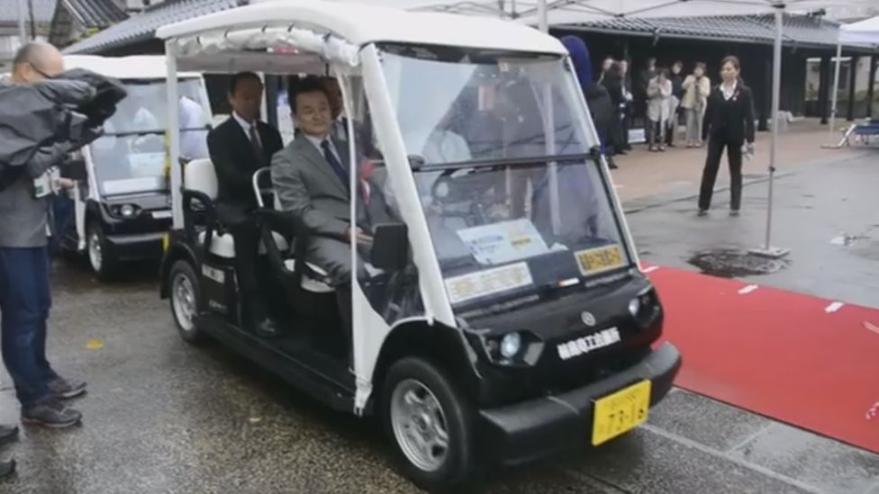 An automatic golf cart in Wajima, Japan