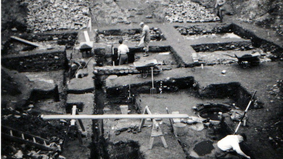 Black and white image of the excavation of the former Debenhams and Bon Marche site in the 1950s