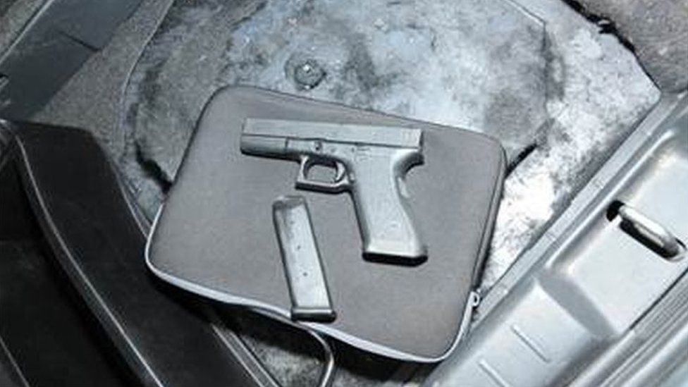 9mm Glock pistol