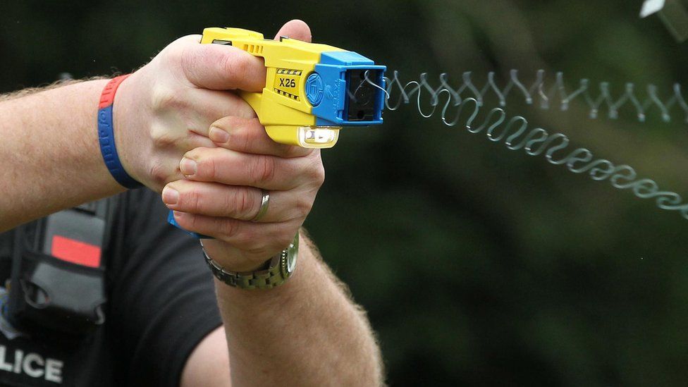 Northamptonshire Police to arm all officers with Tasers BBC News