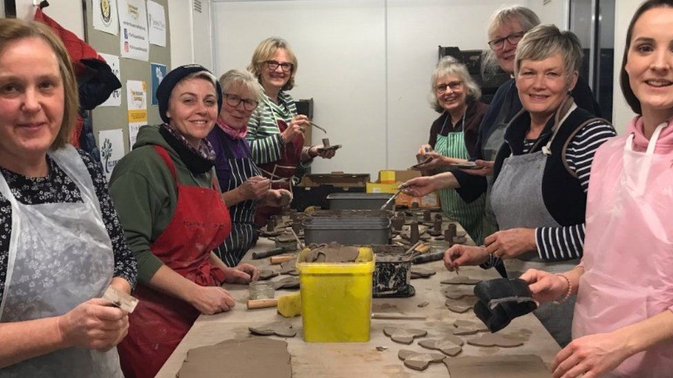Lowther Castle ceramic daffodils on sale for charities BBC News