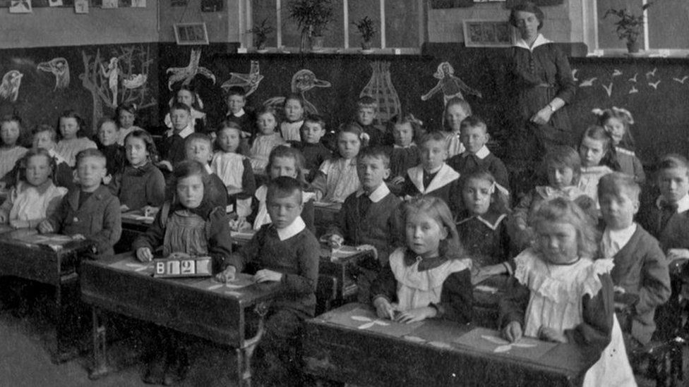 Pupils of Alfred Street School