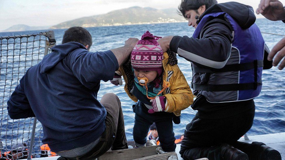 Child rescued off Lesbos, 20 Feb 16