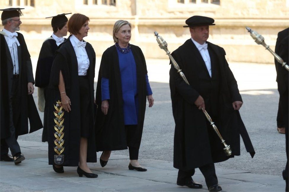 Hillary Clinton arriving to deliver the Romanes Lecture at the Sheldonian Theatre