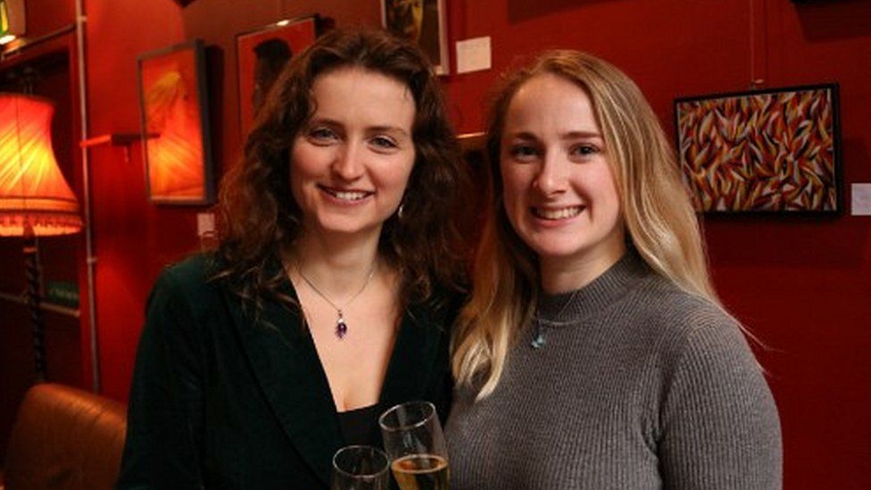 Amber Probyn (right) and Hazel McShane (left)