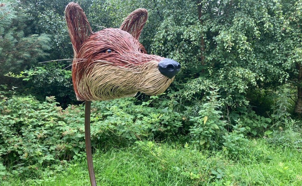 wicker fox head