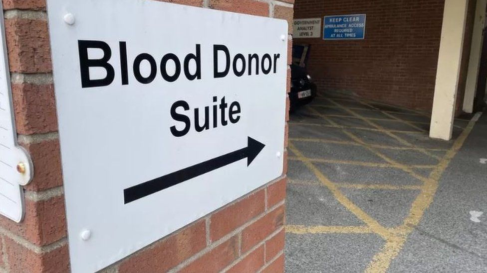 Photo of the sign to the blood donor suite at the Old Noble's donor suite