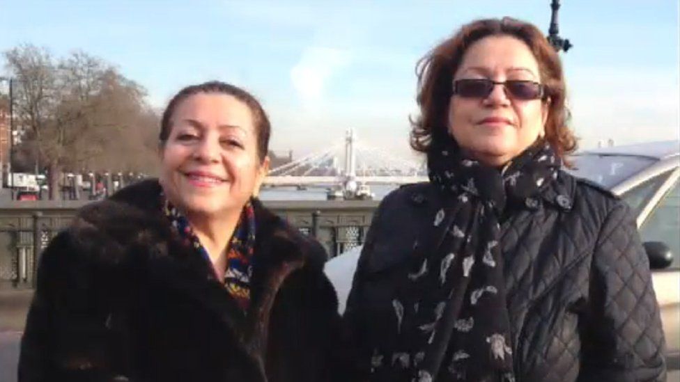 Fatemah Afraisabi (left) and her sister Sakineh