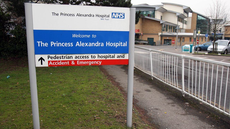 Eine Gesamtansicht des Princess Alexandra Hospitals in Harlow, Essex