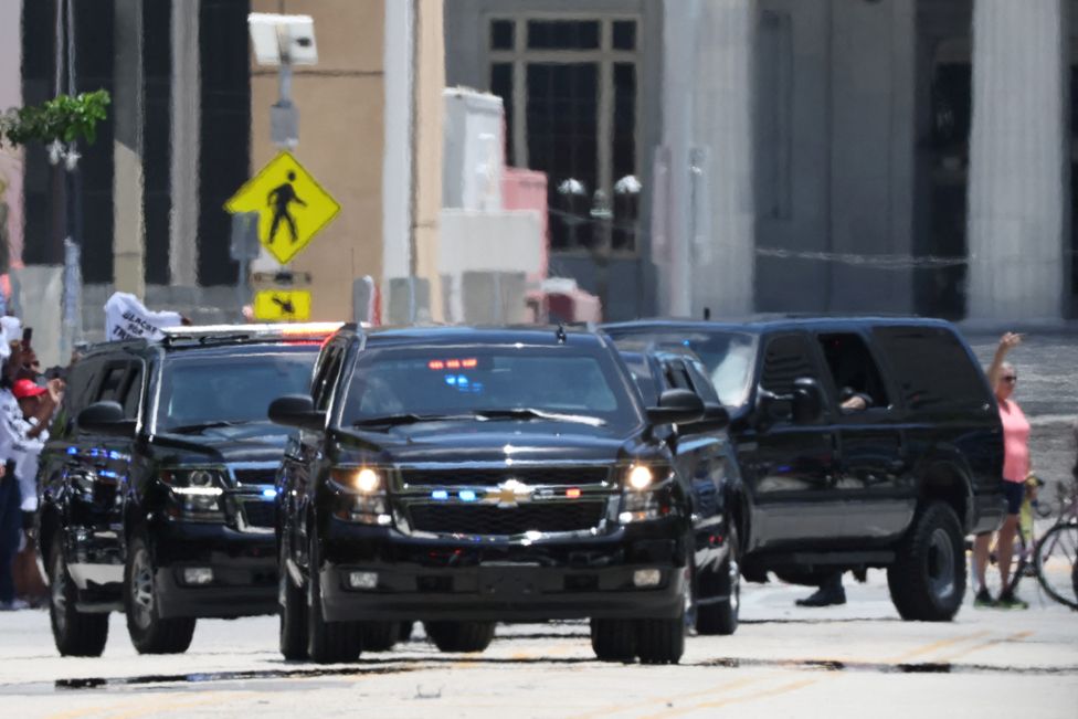 The motorcade former U.S. President Donald Trump arrives at the Wilkie D. Ferguson Jr. United States Courthouse
