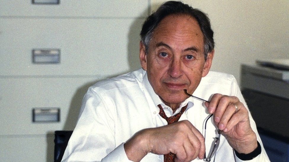 La profecías cumplidas del futurólogo Alvin Toffler (y aquellas que no)
