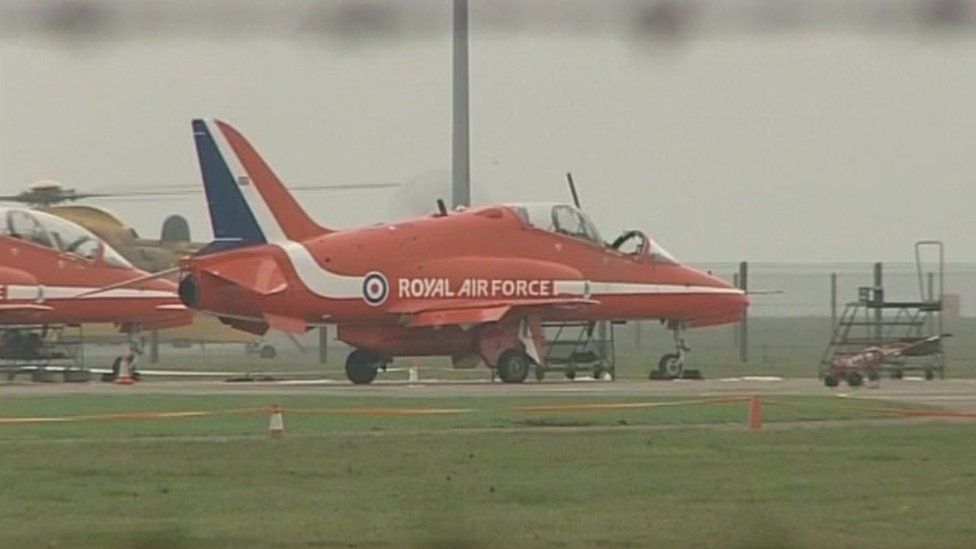 Red Arrows aircraft